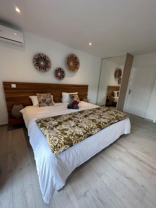 Orient Bay, Appartement Heliconia. Cul de Sac Luaran gambar